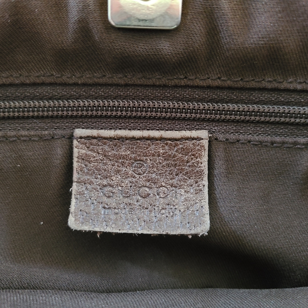 Handbag - Picture 3 of 4